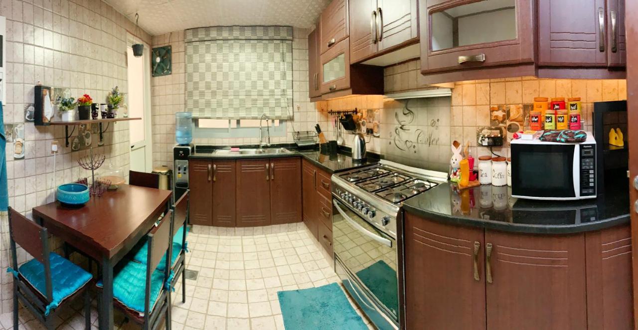 Luxury Furnished 3Bed Rooms With Kitchen, Huge Suite Near Lake Khalid Sharjah Exteriör bild